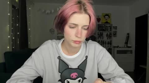 Snapshot of sweet_peach__ chatting on 16, 1, 2026 kira online show from 16, 1, 2026