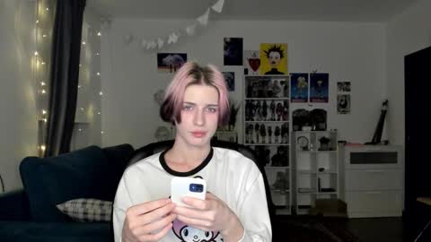 Snapshot of sweet_peach__ chatting on 14, 2, 2026 kira online show from 14, 2, 2026