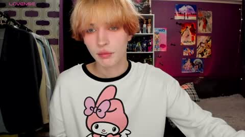Snapshot of sweet_peach__ chatting on 3, 7, 2026 kira online show from 3, 7, 2026