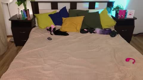 Snapshot of sweet_possum chatting on 14, 9, 2025 Tasya online show from 14, 9, 2025