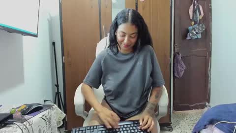 sweet_robyn online show from 8, 3, 2025