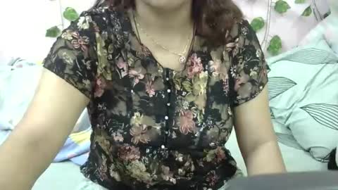 sweet_shivani online show from 4, 4, 2026
