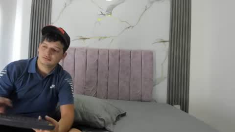 Snapshot of sweet_sofi20 chatting on 4, 7, 2026 sweet_sofi20 online show from 4, 7, 2026