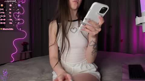 sweet_sonechka online show from 16, 2, 2025