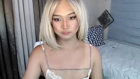 Snapshot of sweet_tenshi chatting on 3, 3, 2025 tenshi online show from 3, 3, 2025