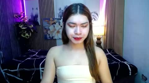 Snapshot of sweet_trexie chatting on 14, 12, 2025 sweet_trexie online show from 14, 12, 2025