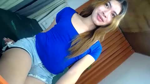 sweet_trexie online show from 24, 4, 2026