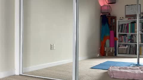 Heidi Brenner - Please check bio for schedule  FAQ online show from 17, 4, 2026