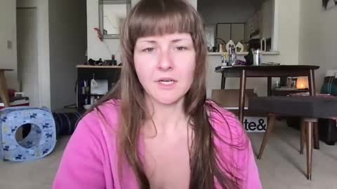 Heidi Brenner - Please check bio for schedule  FAQ online show from 31, 5, 2026