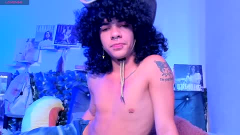 Steven independent model online show from 12, 12, 2024