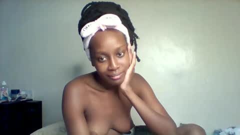 Sexy petite online show from 26, 10, 2025