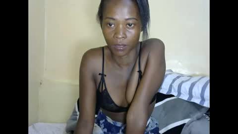 Snapshot of sweetalianah chatting on 17, 1, 2025 LIANAH online show from 17, 1, 2025