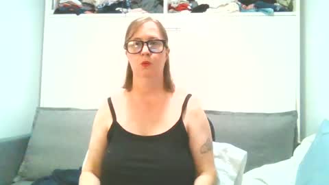 sweetandnaughty123 online show from 7, 7, 2026