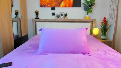 Snapshot of sweetangell69_ chatting on 24, 2, 2025 Viorica online show from 24, 2, 2025