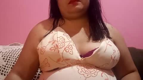 sweetapple808216 online show from 25, 12, 2024