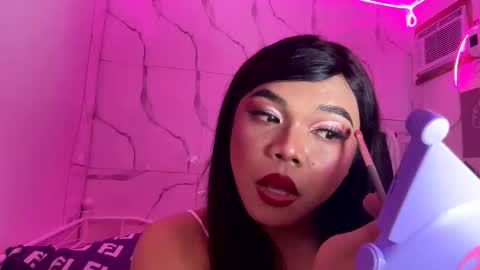 Leith Madrigal online show from 26, 10, 2025