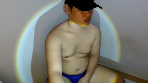 Snapshot of sweetasiangay chatting on 29, 10, 2025 sweetasiangay online show from 29, 10, 2025