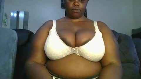 Snapshot of sweetbaby46 chatting on 8, 1, 2025 sweetbaby46 online show from 8, 1, 2025