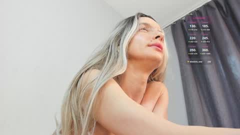 Snapshot of sweetbabyxx2021 chatting on 2, 2, 2025 sweetbabyxx2021 online show from 2, 2, 2025