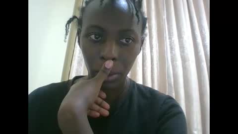 Snapshot of sweetbellah1 chatting on 18, 5, 2026 Sweetgul online show from 18, 5, 2026