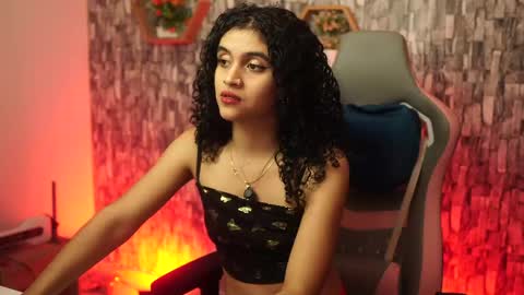 Salom independent model online show from 10, 4, 2026