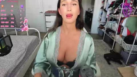 Snapshot of sweetbuttocks chatting on 3, 2, 2026 Anna online show from 3, 2, 2026