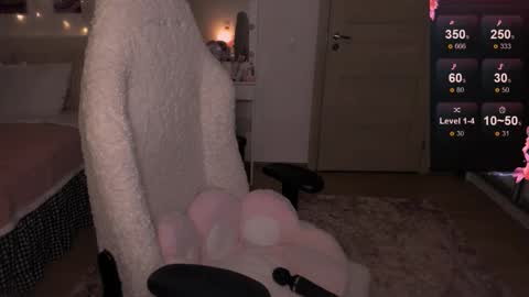 Lisa online show from 10, 2, 2026