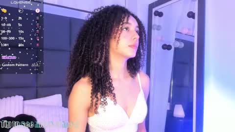 M I A online show from 19, 9, 2025