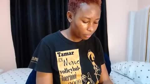 Snapshot of sweetdeee_ chatting on 13, 7, 2026 sweetDee online show from 13, 7, 2026