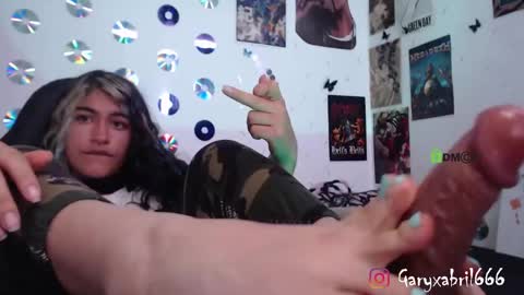 Abril online show from 24, 2, 2025