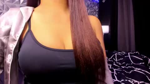 sweetest_one4 online show from 5, 7, 2026