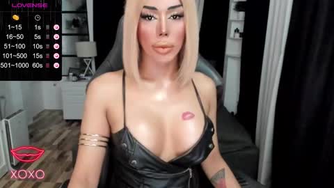 Snapshot of sweetestcandice08 chatting on 16, 9, 2025 CANDACE online show from 16, 9, 2025