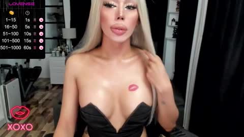 Snapshot of sweetestcandice08 chatting on 9, 10, 2025 CANDACE online show from 9, 10, 2025