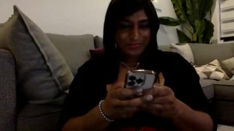Snapshot of sweetestpriya chatting on 26, 10, 2025 Priya Cutie online show from 26, 10, 2025