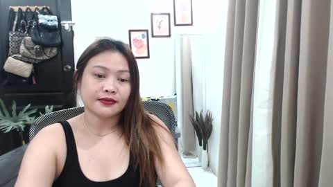 Snapshot of sweetestsmile_ chatting on 13, 12, 2024 Khaye online show from 13, 12, 2024