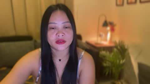 Snapshot of sweetestsmile_ chatting on 5, 11, 2025 Khaye online show from 5, 11, 2025
