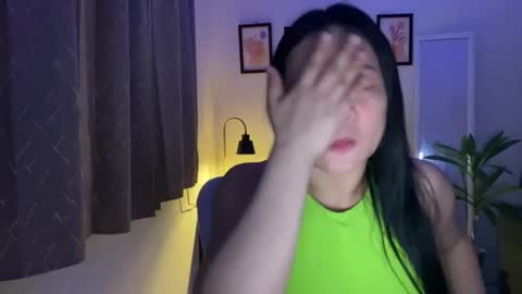 Snapshot of sweetestsmile_ chatting on 24, 5, 2026 Khaye online show from 24, 5, 2026