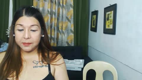 Snapshot of sweetflavor4uxxx chatting on 26, 12, 2024 GoddessAira4uTS online show from 26, 12, 2024