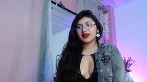 Snapshot of sweetgh_ chatting on 24, 9, 2025 Sweet online show from 24, 9, 2025