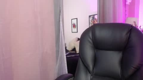 Snapshot of sweetgh_ chatting on 8, 10, 2025 Sweet online show from 8, 10, 2025