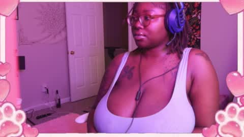 Snapshot of sweetgirllei chatting on 1, 12, 2025 sweetgirllei online show from 1, 12, 2025