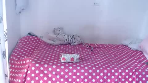 sweetgirsl online show from 20, 5, 2026