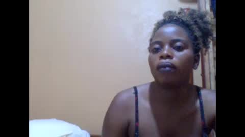 Snapshot of sweetib1 chatting on 1, 3, 2025 sweetib1 online show from 1, 3, 2025
