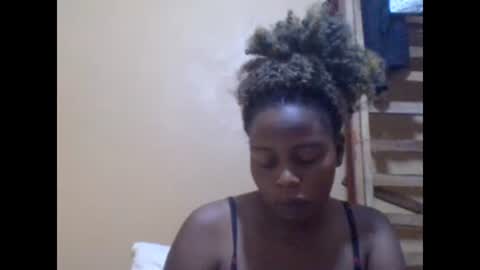 Snapshot of sweetib1 chatting on 4, 3, 2025 sweetib1 online show from 4, 3, 2025