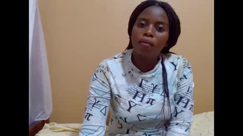 Snapshot of sweetib1 chatting on 12, 11, 2025 sweetib1 online show from 12, 11, 2025