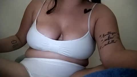 Ana Mara  i cant Make noise My family is here  online show from 16, 10, 2025