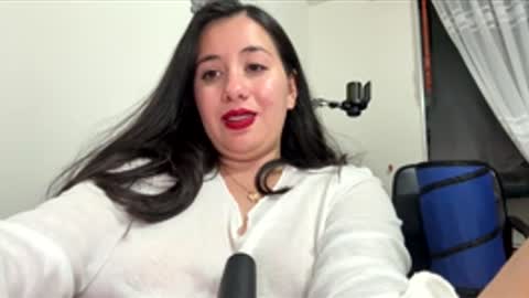 Ana Mara  i cant Make noise My family is here  online show from 19, 1, 2026