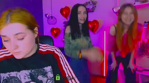 Chloe online show from 5, 3, 2026