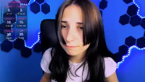 Chloe online show from 11, 5, 2026
