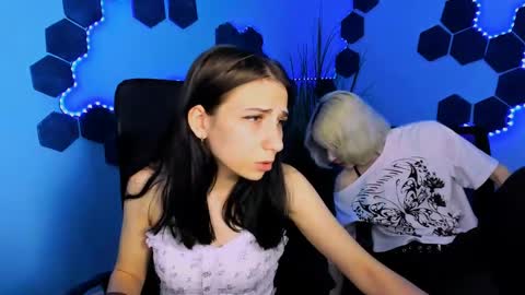 Chloe online show from 12, 5, 2026